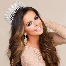 Miss Texas USA 2018 Logan Lester