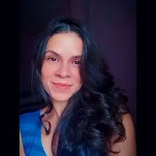 Anna Gonçalves (annagoncalves35)