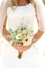 We've rounded up 75 unique wedding ideas to wow guests on your big day. 100 Pretty Posy Small Wedding Bouquets Chryssa Wedding Simple Wedding Bouquets Spring Wedding Bouquets Small Wedding Bouquets