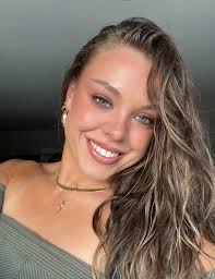 Hello! Lovely to meet you 😊. I'm looking for someone to take over my  housemate's room as she's moving in with her boyfriend at the end of the  year so just getting