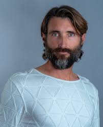 Paul “Diddy” Darnell 6'1”, 175lbs Still eating plants, falling down and  jumping over things. #headshots