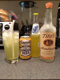 Hawaiian Mule Recipe Adapted From Drink At Yard House 2 Oz Vodka 2 Oz Pineapple Soda 6 Oz Ginger Beer Or You Hawaiian Mule Recipe Smoothie Drinks Mule Recipe