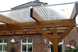 Ein Holz Terrassendach Der Marke Rexocomplete 6m X 4 50m Mit Plexiglas Resist Stegplatten Die Farbe Fu Pergola Terrasse Terrasse Couverte Petit Jardin D Hiver