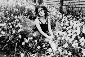 Letters, stories, a novel, unpublished work, a diary, and paintings. Zelda Fitzgerald Learn Beauty