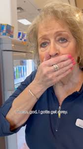 You never know what you get when you turn the camera on. Luckily with these  premade cocktails in a bag, you always know what you’re getting👌🏼😂