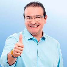 omar botello gomez (@botelloomar)