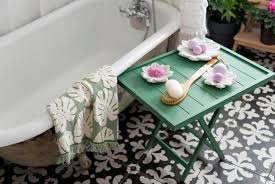 35 x 25 x 10 cm (l x w x h) Cheap Meets Chic Craft A Tub Side Table For Your Bathroom Hgtv