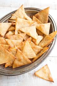 Crispy Crunchy And Perfect For Dipping These Keto Low Carb Tortilla Chips Taste Just As Good As The Real Thin Recipes Low Carb Keto Recipes Keto Recipes Easy