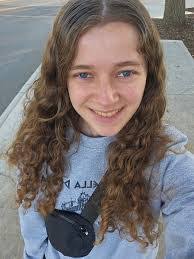 Angela Colegrove's Instagram, Twitter & Facebook