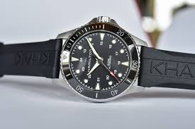 The hamilton khaki field automatic applies very stylish syringe hands for both hour and minute the crown on the hamilton khaki field automatic is a statement in itself. Hamilton Khaki Navy Scuba 43mm Collection Hands On Price