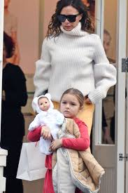 50,915,302 likes · 389,537 talking about this. Harper Seven Beckham Susse Fotos Von Harpers Kleidern Gala De