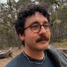 Lizardbelle (@iz_olson) • Instagram photos and videos