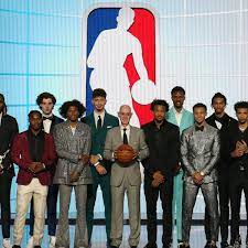 It features kevin o'connor's big board, in which he extensively breaks down each of the top prospects' strengths, weaknesses, and closest nba comparisons. Salwyaclxys 4m