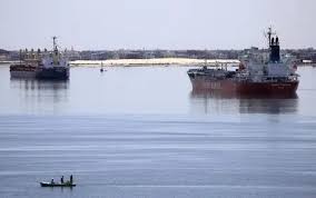 canals in Egypt linking Europe and Asia ...
