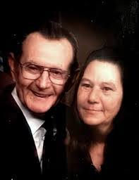 Lee Tadlock's Instagram, Twitter & Facebook