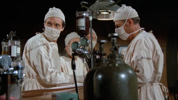 Alan Alda Really Hated One M*A*S*H Scene That Was Shown Again And Again