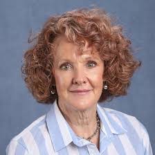 Sandra Moles's Instagram, Twitter & Facebook