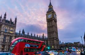 Italy and england stood tall above the rest at euro 2020, filling eight slots in ian darke's best xi. Auslandsjob In England Grossbritannien Arbeiten In England