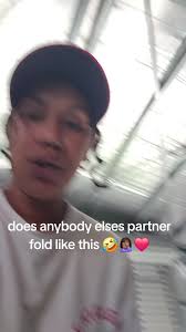 Amber-Lee Dickman (@amberleeburns)