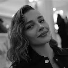 Chloe Grace Moretz -...