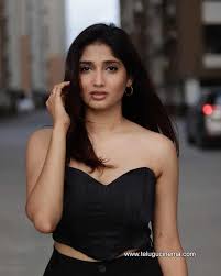 Priya Vadlamanis new photoshoot | Telugu Cinema