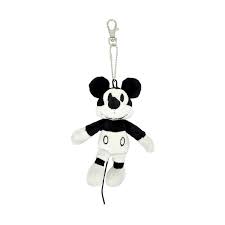 Website yang berisi kumpulan chord (akord) / kunci gitar mudah dan dasar beserta lirik lagu indonesia maupun mancanegara. Jual Disney Mickey Mouse Keychain 90th Edition 1929 Gantungan Kunci Terbaru Juli 2021 Blibli