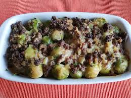 Chefkoch De Rezept Rosenkohlauflauf Mit Hackfleisch Und Kartoffeln Rosenkohlauflauf Hauptspeise Hackfleisch
