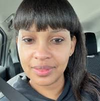 40+ "Simone Wells" profiles