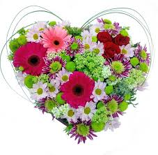 Send heart shaped flowers to india for all occasions. The Heart Shaped Flower Arrangement In Shades Of White And Pink 7roses