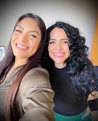 Michelle Bainter's Instagram, Twitter & Facebook