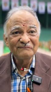 Vidit Gujrathi fan Mrinal Shah arrives straight to the tournament from  airport