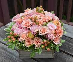 Mother S Day Flower Arrangements Spray Roses Roses Hypericum Ranunculus Pittosporum Rose Flower Arrangements Flower Arrangements Flower Box Centerpiece