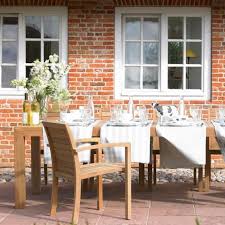 Wir zeigen dir in dieser anleitung schritt für schritt, wie du deine bevor man mit dem bau einer treppe beginnt, gibt es einige baurechtliche vorschriften und bestimmungen, die zu beachten sind. Terrasse Gestalten Inspiration Und Praktische Tipps Living At Home