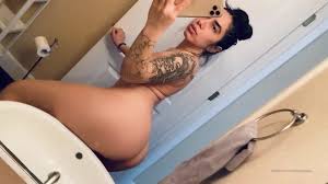 Brookesvipuncut full body in the mirror video xxx onlyfans porn videos -  CamStreams.tv