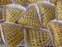 Annonce cette recette de mousse est composée de jus de citron, d'oeufs et de sucre en poudre. Chahda Aux Amandes Et Noix Ou Nid D Abeille Gourmandise Assia