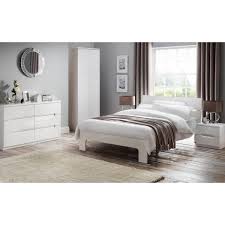 The modern bedroom furniture is composed of elegant and sophisticated dressers with mirrors, bedroom benches, and nightstands. New York White Gloss Bed Contemporary Bedroom Furniture Fads