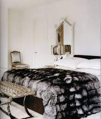 Features this 3 or 5 pieces faux fur duvet bedding set will glam up the look of your bedroom. Thedecorista Some Just Have A Way With Fur Yeee Aaay So Luxe I Think This Is Reed Krakoff S Bedroom Home Decor Home Home Bedroom