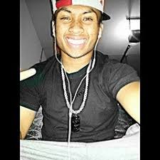 Stream Ray Manuel music