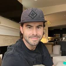 Alan Wayman's Instagram, Twitter & Facebook