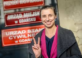 View latest posts and stories by @januszchabior janusz chabior in instagram. Piotr Kowalczuk Przestaje Byc Zastepca Aleksandry Dulkiewicz Nowym Wiceprezydentem Gdanska Ds Edukacji Zostanie Monika Chabior Dziennik Baltycki