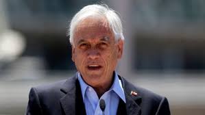 .sebastián piñera por las fotos que el mandatario se sacó en diciembre en la playa de cachagua, sin mascarilla. Colegio Medico Critico Paseo De Pinera Sin Mascarilla En Cachagua Una Senal Muy Contradictoria Cooperativa Cl