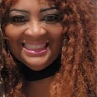 Vivian Robertson's Instagram, Twitter & Facebook