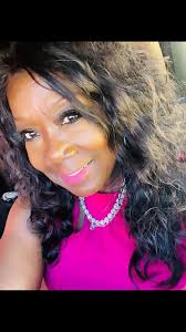 Can you identify the people in this junior English class photo from 1975?