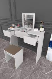 Dekorasyon işi aynı zamanda zevk işidir. Makyaj Masasi Modelleri Ve Fiyatlari Trendyol