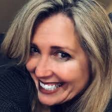 Mandi Conley's Instagram, Twitter & Facebook