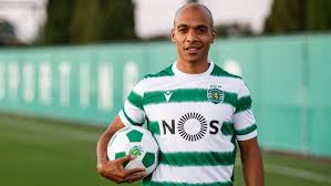 futɨˈβɔl ˈkluβ(ɨ) ðu ˈpoɾtu), commonly known as fc porto or simply porto, is a portuguese professional sports club based in porto. A Bola Torcida Verde Desvaloriza Saida De Joao Mario Para O Benfica Sporting