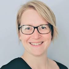 Sarah Legendre's Instagram, Twitter & Facebook