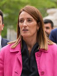 Mary Falzon's Instagram, Twitter & Facebook