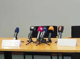 Wegen der ausbreitung des coronavirus stehen in niedersachsen weitere einschränkungen des öffentlichen lebens bevor. Niedersachsen Update 18 01 9 Uhr 129 324 Corona Falle