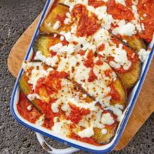 Es característica de la cocina asiática y mediterránea y puede ser consumida de diversas formas y en distintas preparaciones, aunque siempre debe beneficios de la berenjena. Descubre 23 Recetas Con Berenjena Que Amaras Cocina Facil